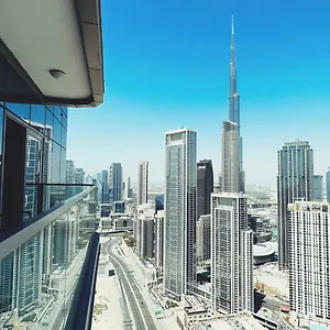  Apartment Paramount Tower And Residences With Infinity Sky Pool United Arab Emirates