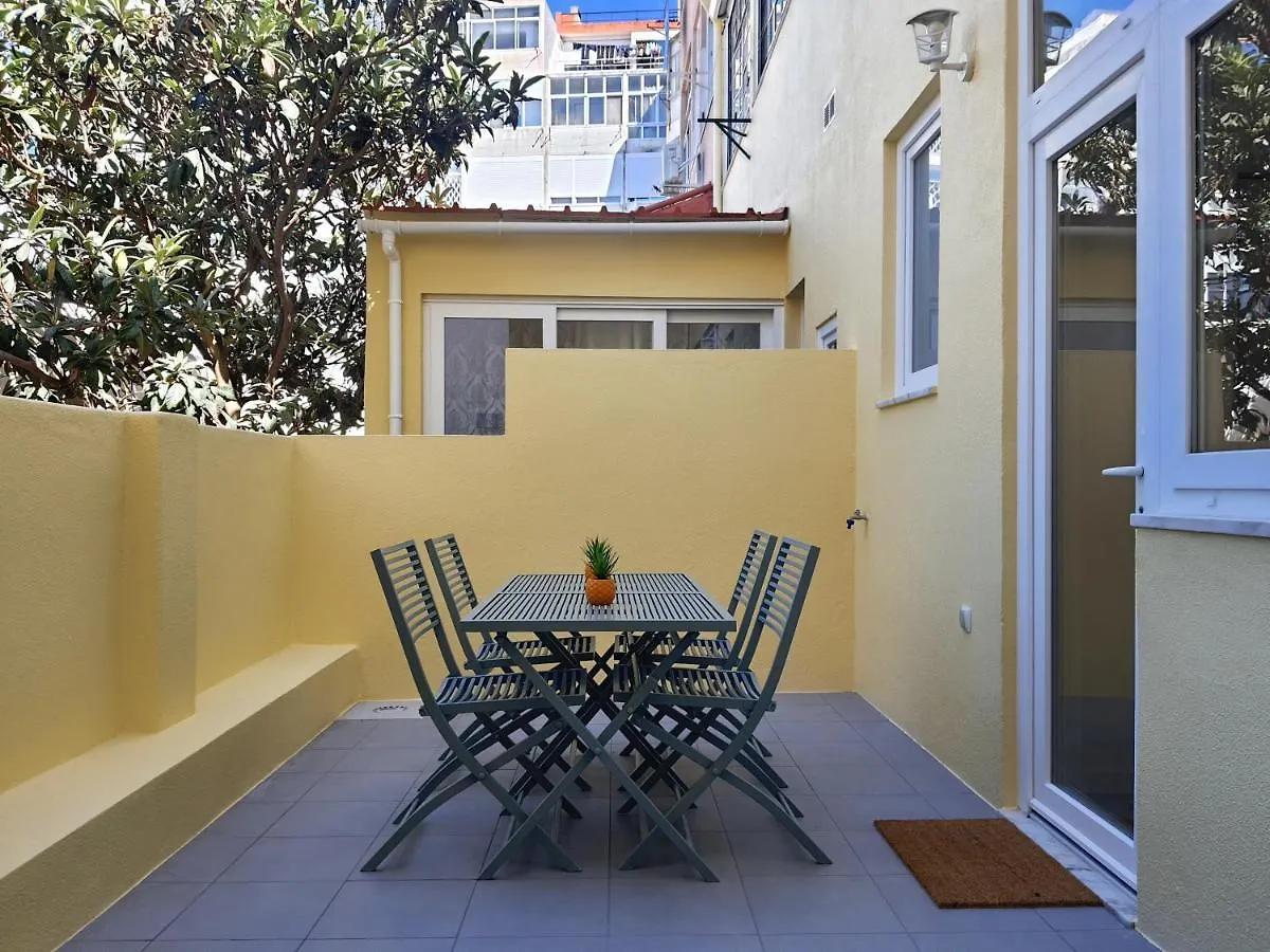 Exotic Fusion: Coffee & Radio Apartment Lisbon